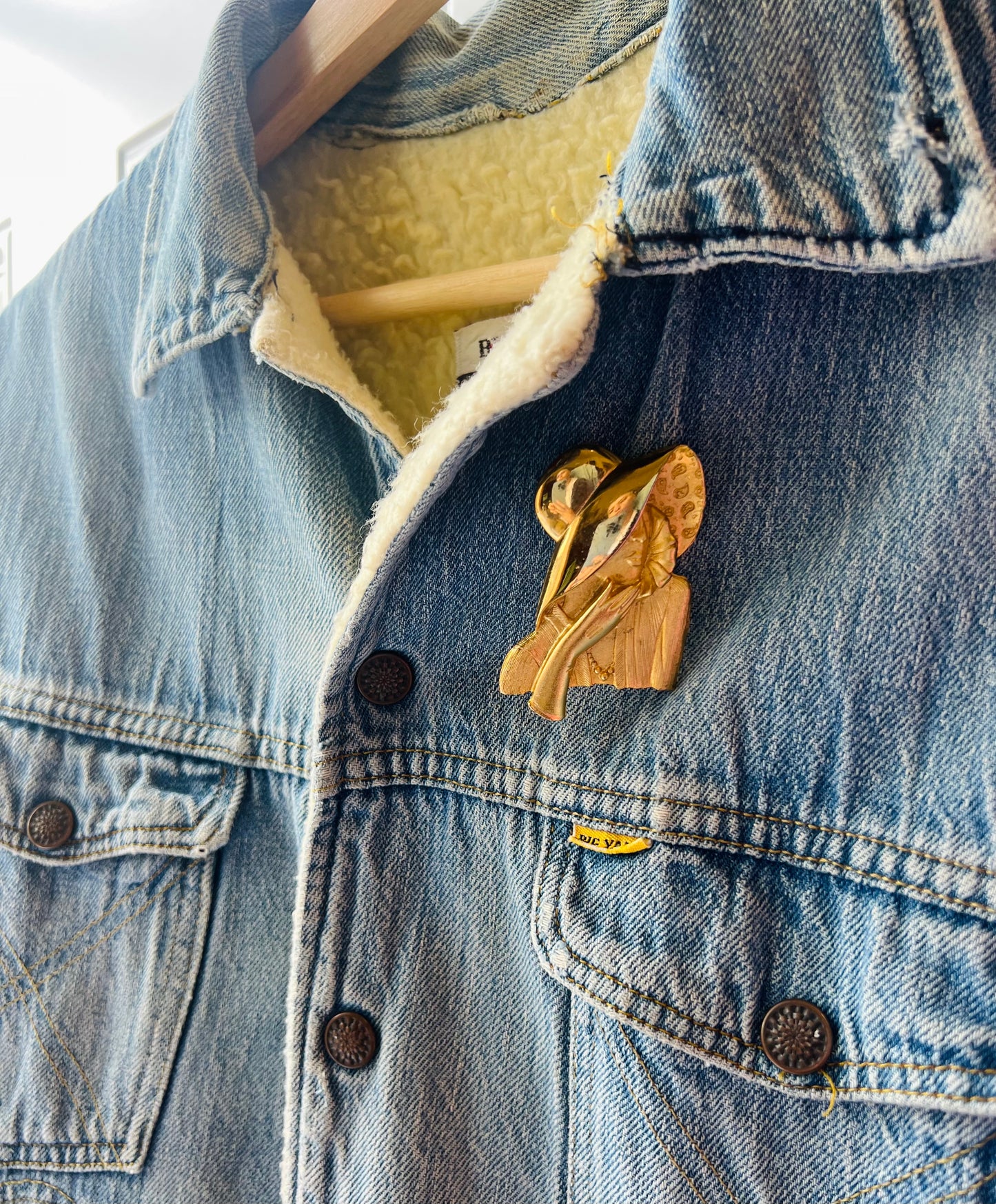 "Oh My!" Lady Brooch