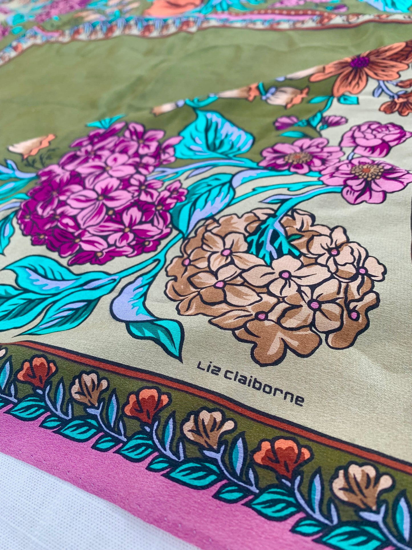Liz Claiborne Paper thin Silk scarf