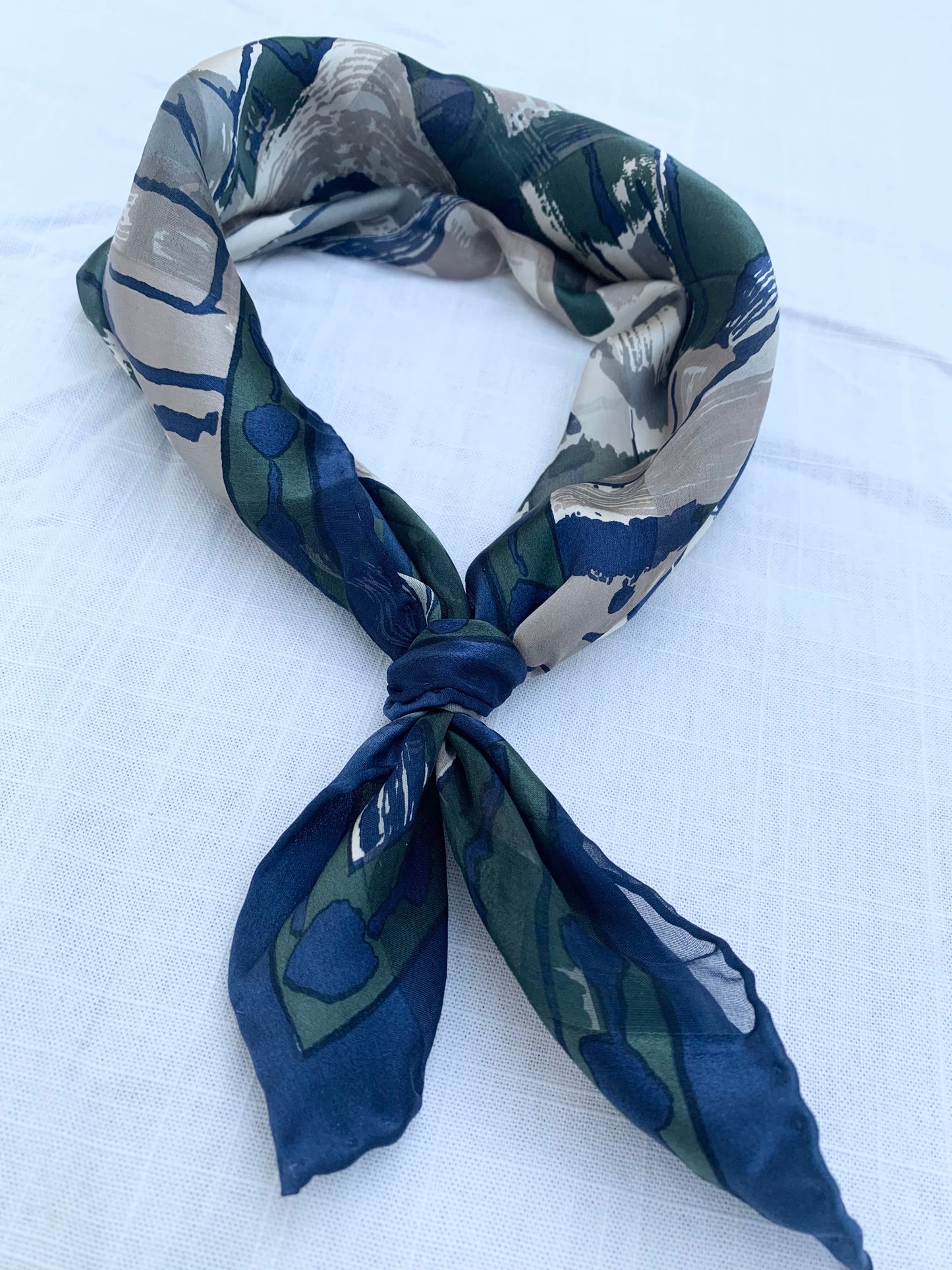 Bill Blass sheer silk Pocket Square