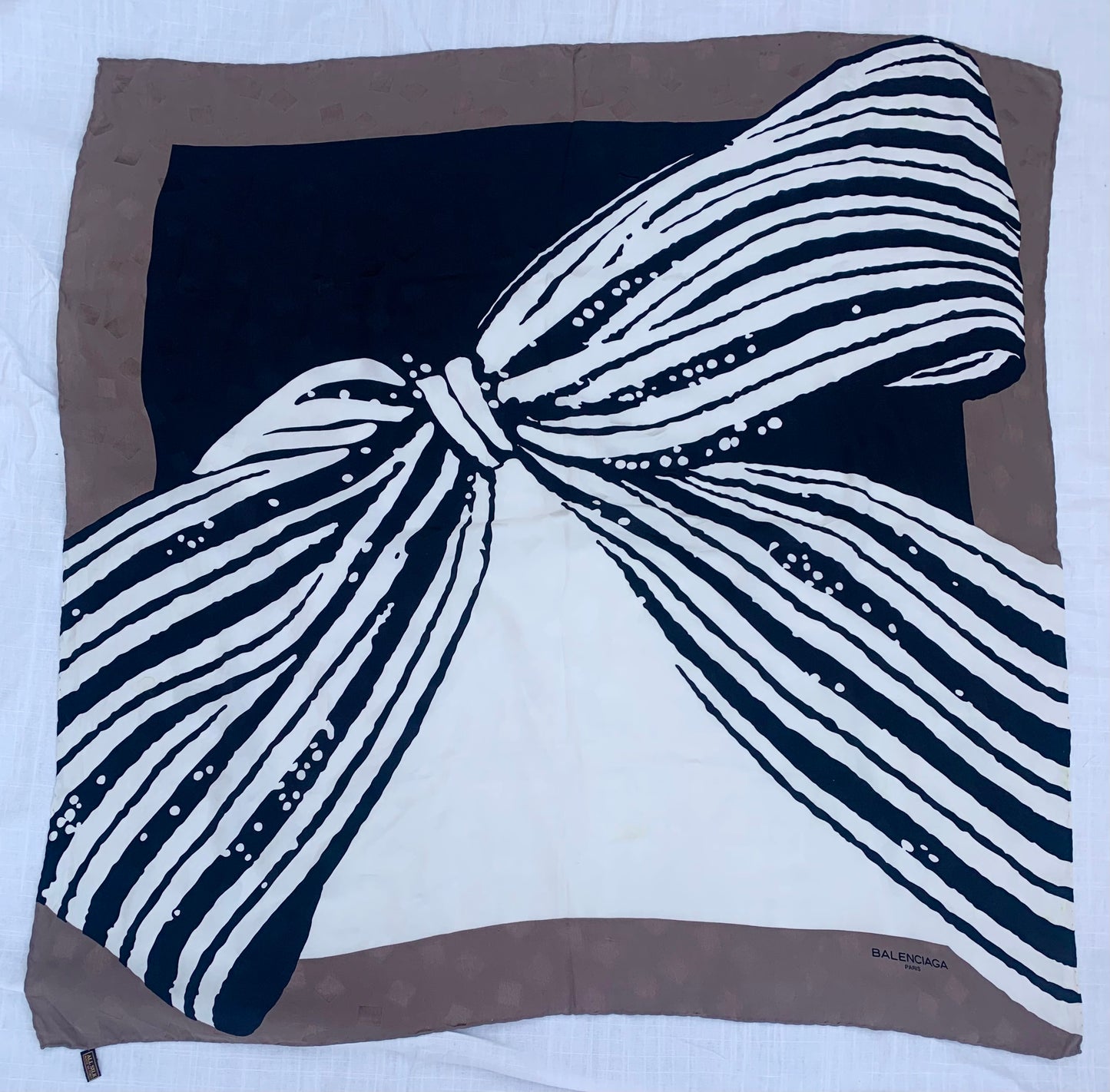 Balanciaga Bow graphic Silk Scarf