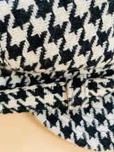 Load image into Gallery viewer, Houndstooth Calvin Klein Newsbie Hat