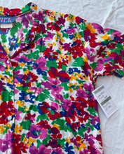 Load image into Gallery viewer, Floral soft button up
