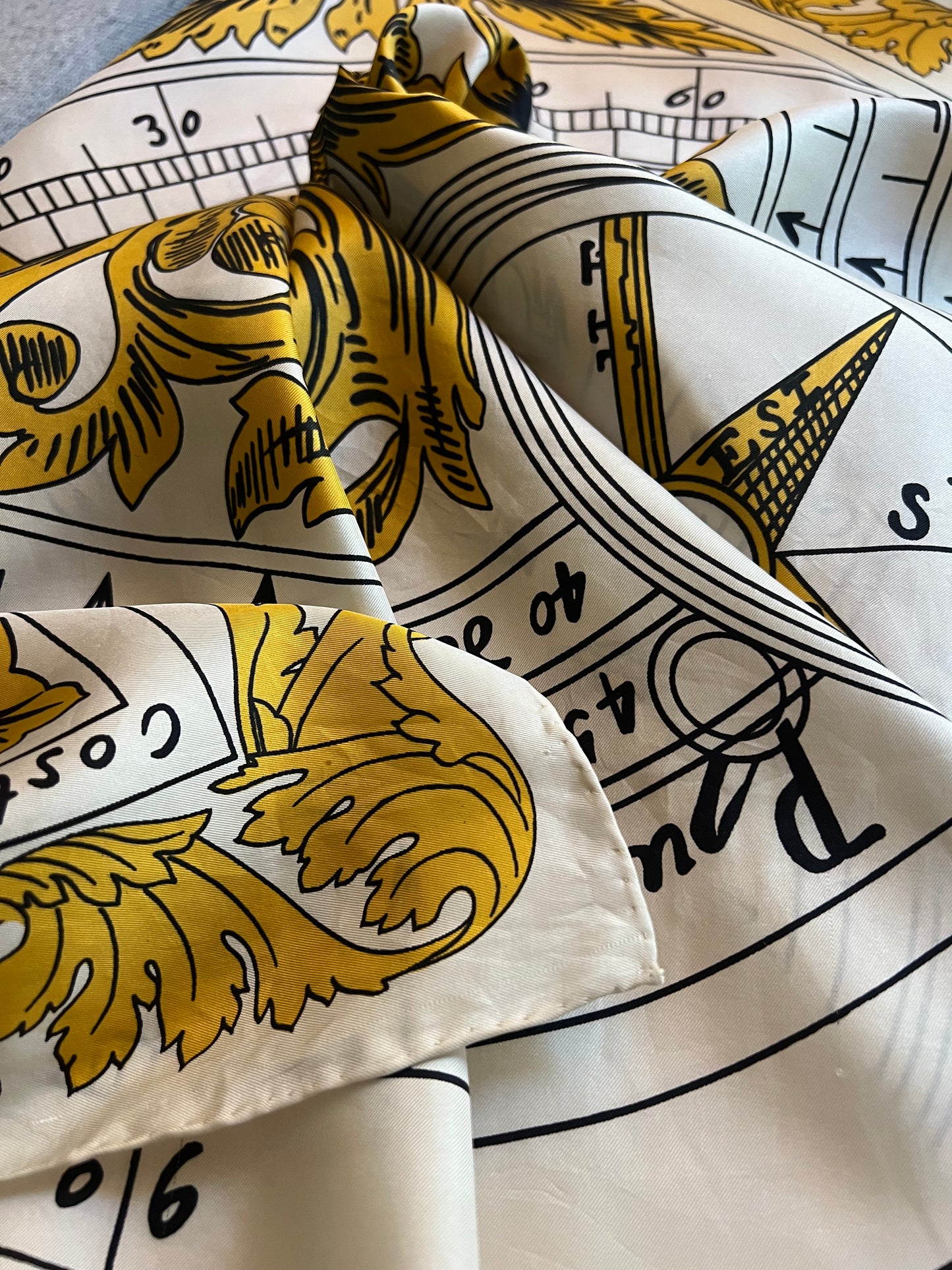 Large Sundial Scarf