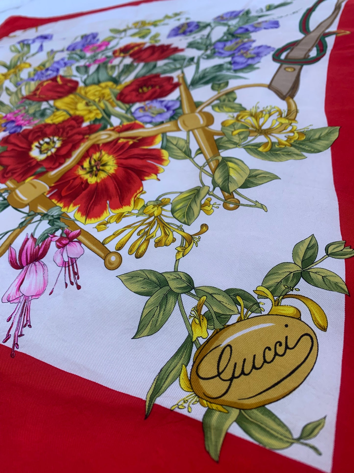 Gucci Floral silk scarf