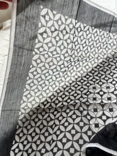 Load image into Gallery viewer, Gauzy soft bandana
