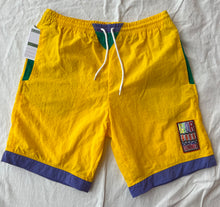Load image into Gallery viewer, giordano surf shorts
