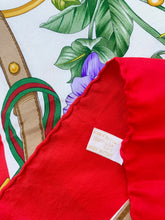 Load image into Gallery viewer, Gucci Floral silk scarf
