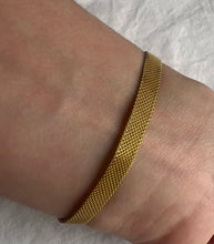 Load image into Gallery viewer, Gold mesh belt bracelet
