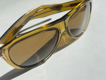 Load image into Gallery viewer, Tom Ford Maple Sunglasses
