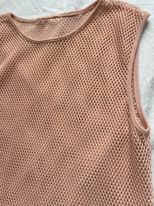 Gillian Anderson blush mesh tank