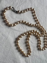 Load image into Gallery viewer, Cultured Pearls
