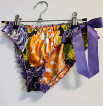 Load image into Gallery viewer, Miley satin floral set
