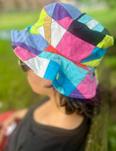 Load image into Gallery viewer, Pucci-vibes bucket hat
