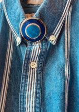 Load image into Gallery viewer, De Pasille Collectable Bullseye Brooch
