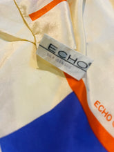 Load image into Gallery viewer, Echo Tetris Scarf

