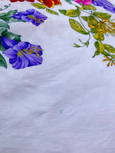 Load image into Gallery viewer, Gucci Floral silk scarf
