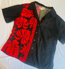 Load image into Gallery viewer, Hawaiian club shirt
