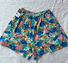 Load image into Gallery viewer, Comfy cotton shorts
