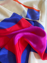 Load image into Gallery viewer, Echo Tetris Scarf
