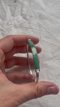 Load and play video in Gallery viewer, Silver malachite bracelet
