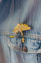 Load and play video in Gallery viewer, Pussy Cat &amp; Mouse Brooch
