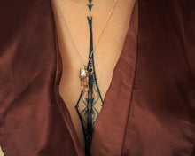 Load image into Gallery viewer, Frost Quarts Necklaces
