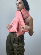 Load image into Gallery viewer, Packable Puff scarf
