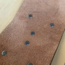 Load image into Gallery viewer, Tan leather cincher belt
