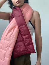 Load image into Gallery viewer, Packable Puff scarf
