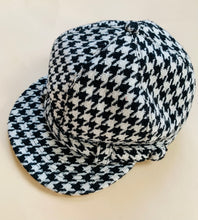 Load image into Gallery viewer, Houndstooth Calvin Klein Newsbie Hat
