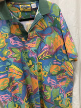 Load image into Gallery viewer, Short Sleeve Graphic  Golf shirt
