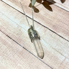 Load image into Gallery viewer, Frost Quarts Necklaces
